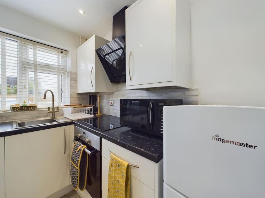Fabulous Quiet Chelmsford Apartment - Free Parking Exterior photo